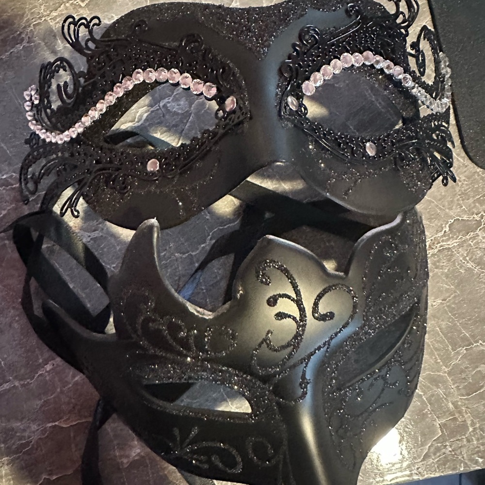 Elegant Black Masquerade Masks